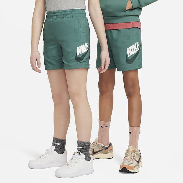 Ninos grandes 7 15 anos Graphic Tees and Shorts Verde Shorts. Nike US